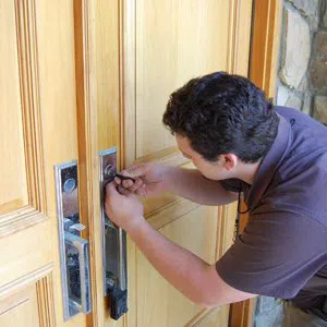 Super Locksmith Service Kissimmee, FL 407-269-8976 - house-locksmith